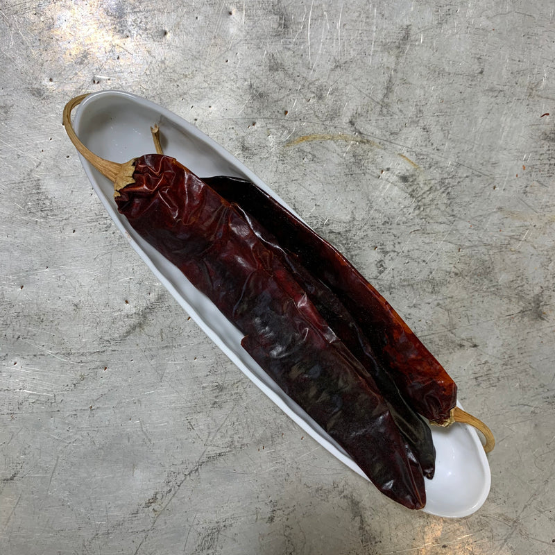 Senise Chili, Whole